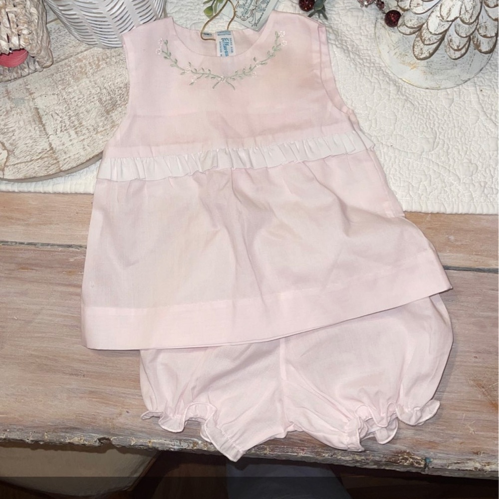 Feltman brothers new w tags pink baby girl pink embroidered short set size 6 mon